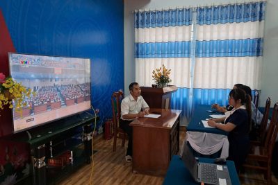 ĐẢNG VIÊN, VIÊN CHỨC, NGƯỜI LAO ĐỘNG TRƯỜNG TH KIM ĐỒNG THAM GIA HỌC TẬP NGHỊ QUYẾT CỦA ĐẢNG